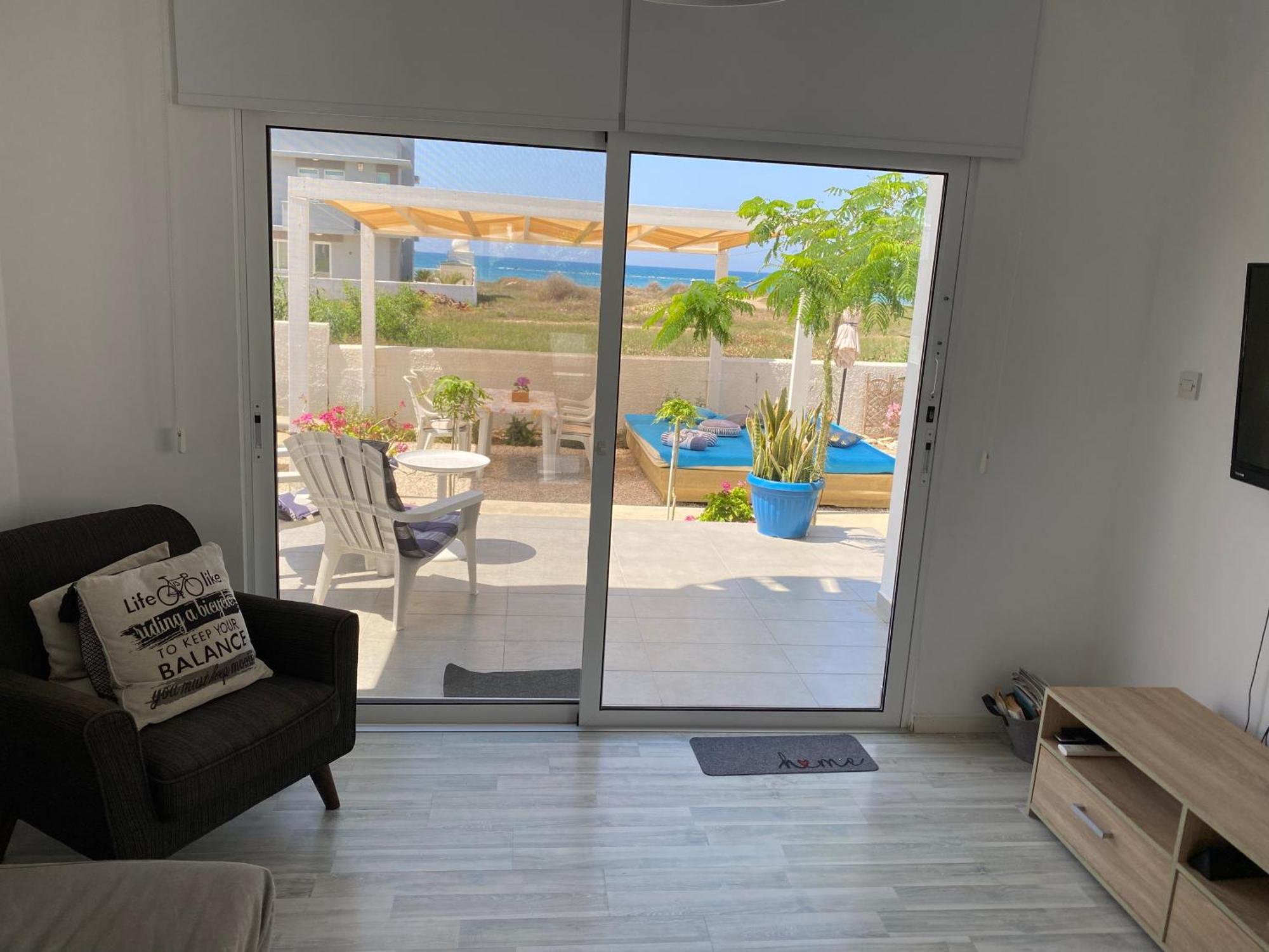 Cozy Beach House Perivólia Esterno foto