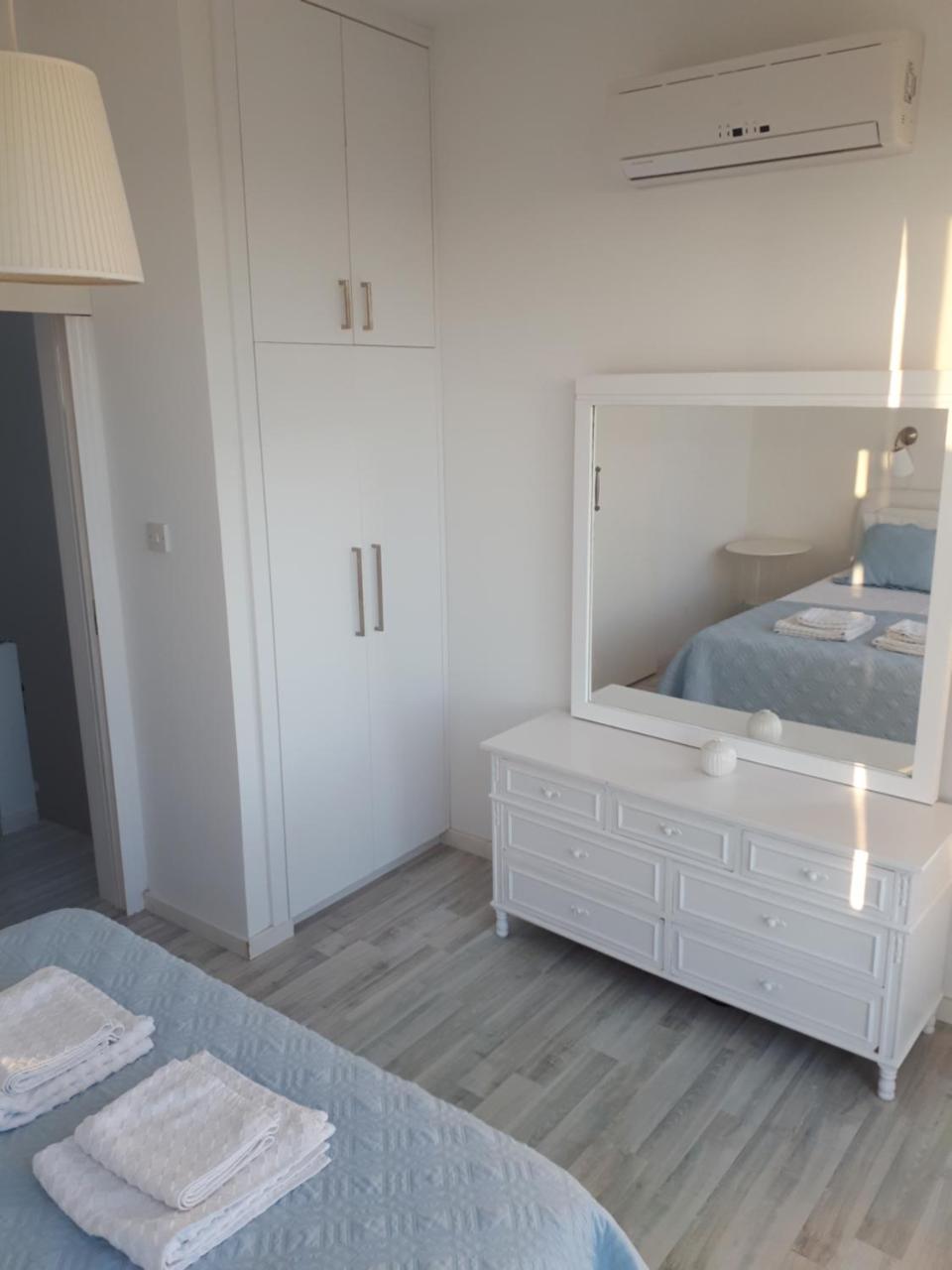 Cozy Beach House Perivólia Esterno foto